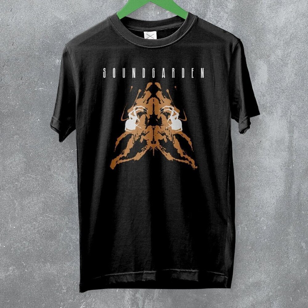 Soundgarden 9s Album Art Grunge Rock Band Music Graphic Fan Art T-Shirt